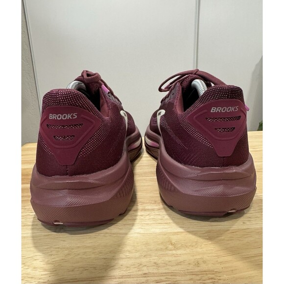 Brooks Ghost 17 Women’s Size 10.5 Burgundy Running Shoes - Picture 6 of 8